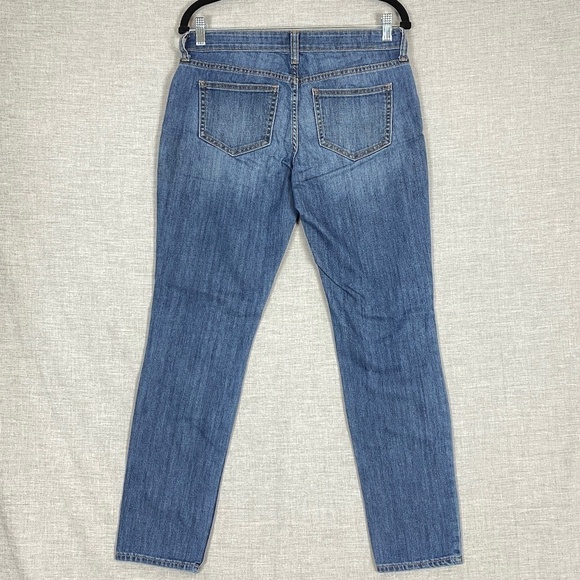 Old Navy Diva Distressed Blue Jeans Sz 4 Light Weight - Picture 6 of 9